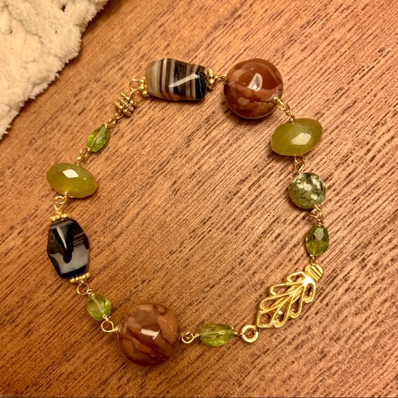 Handmade multi-stone and gold fill bracelet - Picture 4 of 8